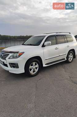 Внедорожник / Кроссовер Lexus LX 2012 в 