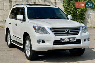 Внедорожник / Кроссовер Lexus LX 2008 в 