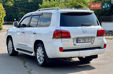 Внедорожник / Кроссовер Lexus LX 2008 в 