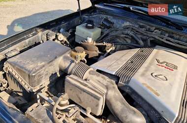 Внедорожник / Кроссовер Lexus LX 2007 в 