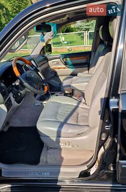 Внедорожник / Кроссовер Lexus LX 2007 в 
