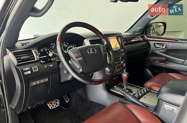 Внедорожник / Кроссовер Lexus LX 2014 в 