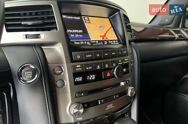 Внедорожник / Кроссовер Lexus LX 2014 в 