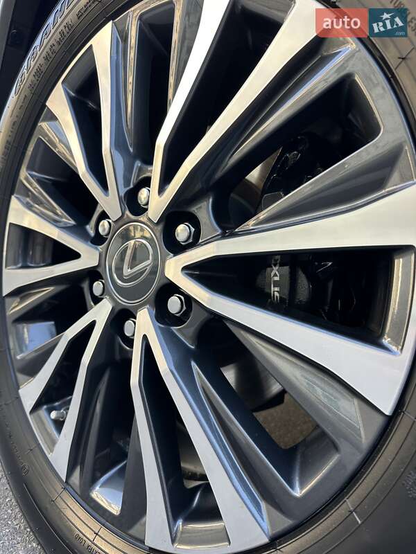 Внедорожник / Кроссовер Lexus LX 2022 в Киеве