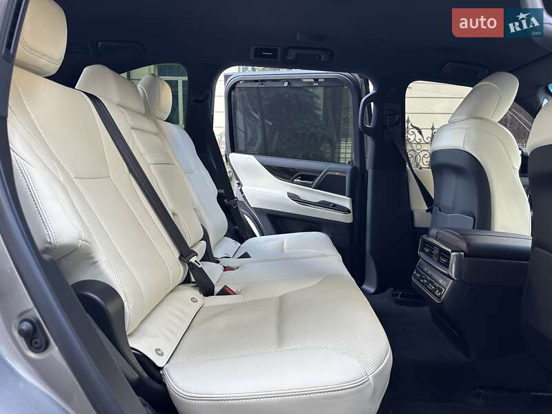 Внедорожник / Кроссовер Lexus LX 2022 в Киеве