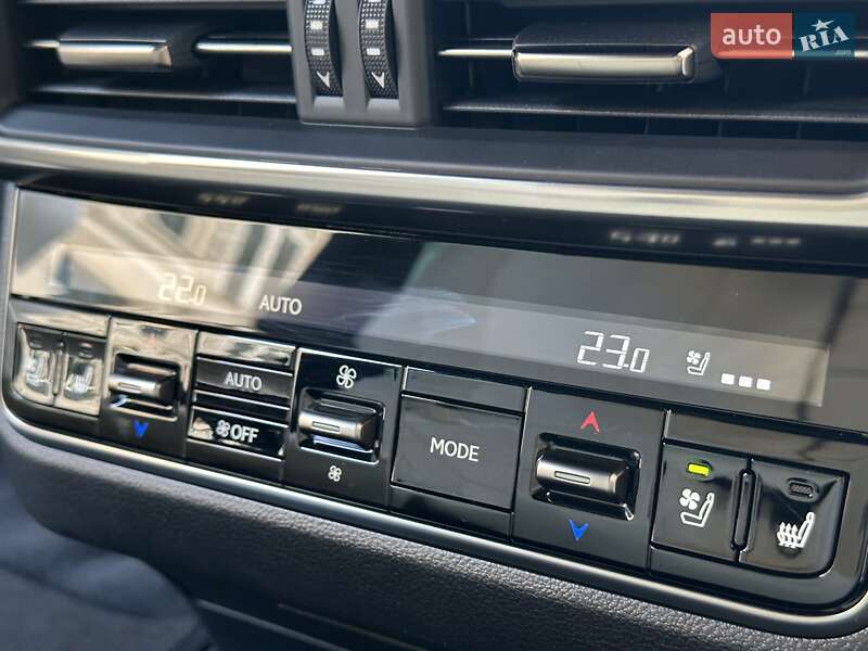 Внедорожник / Кроссовер Lexus LX 2022 в Киеве