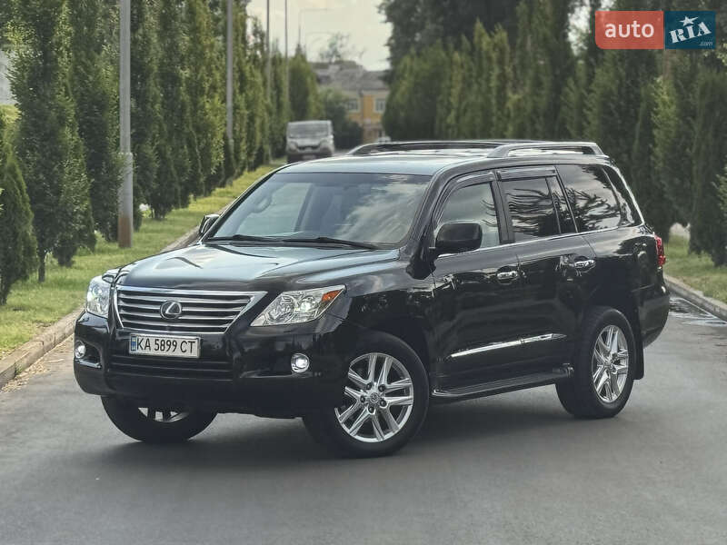 Внедорожник / Кроссовер Lexus LX 2011 в Киеве