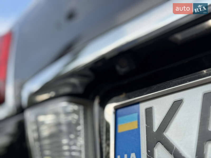 Внедорожник / Кроссовер Lexus LX 2011 в Киеве