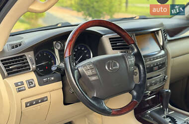 Внедорожник / Кроссовер Lexus LX 2011 в 