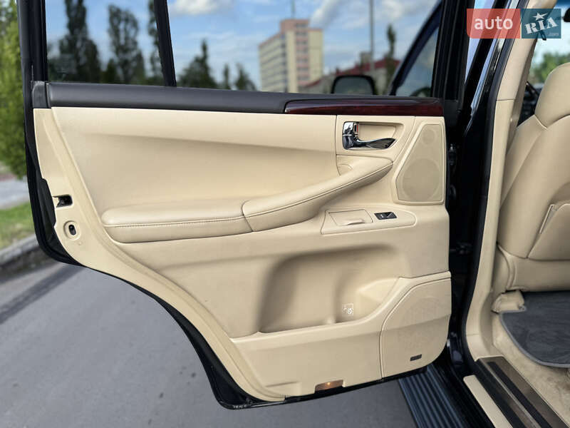 Внедорожник / Кроссовер Lexus LX 2011 в Киеве