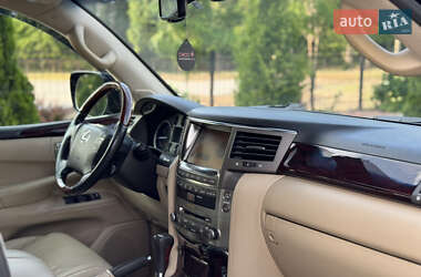 Внедорожник / Кроссовер Lexus LX 2011 в 