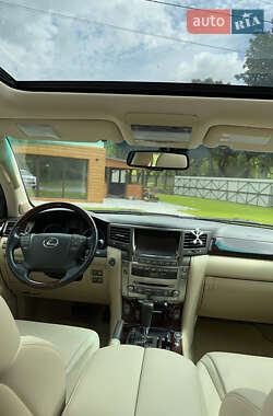 Внедорожник / Кроссовер Lexus LX 2011 в 