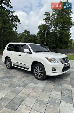 Внедорожник / Кроссовер Lexus LX 2011 в 
