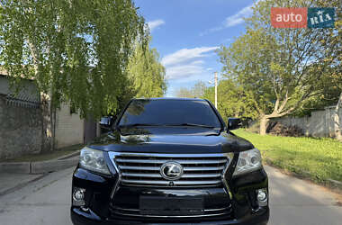 Внедорожник / Кроссовер Lexus LX 2008 в 