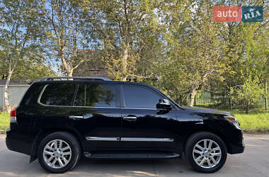 Внедорожник / Кроссовер Lexus LX 2008 в 