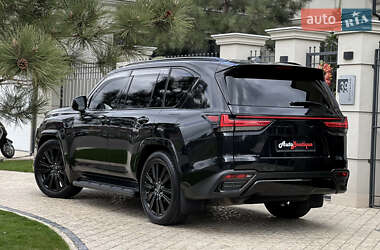 Позашляховик / Кросовер Lexus LX 2023 в 