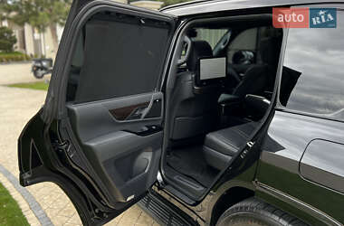 Позашляховик / Кросовер Lexus LX 2023 в 