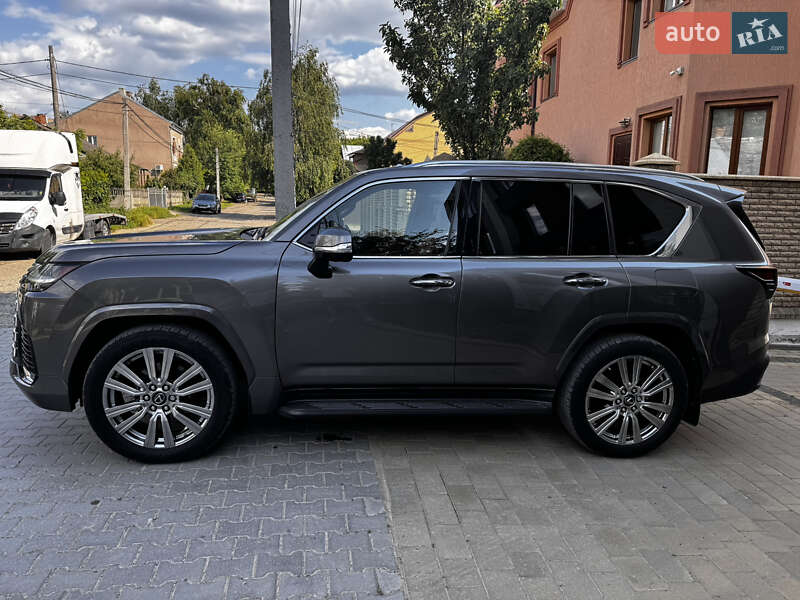 Внедорожник / Кроссовер Lexus LX 2022 в Черновцах