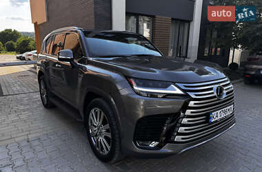 Позашляховик / Кросовер Lexus LX 2022 в Чернівцях