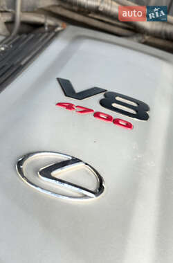 Внедорожник / Кроссовер Lexus LX 2006 в 