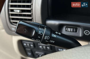Внедорожник / Кроссовер Lexus LX 2006 в 