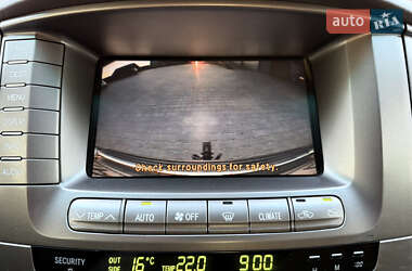 Внедорожник / Кроссовер Lexus LX 2006 в 