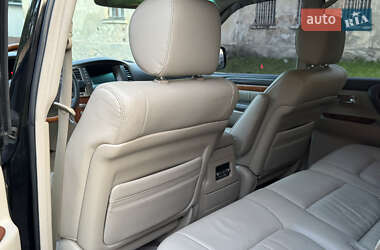 Внедорожник / Кроссовер Lexus LX 2006 в 