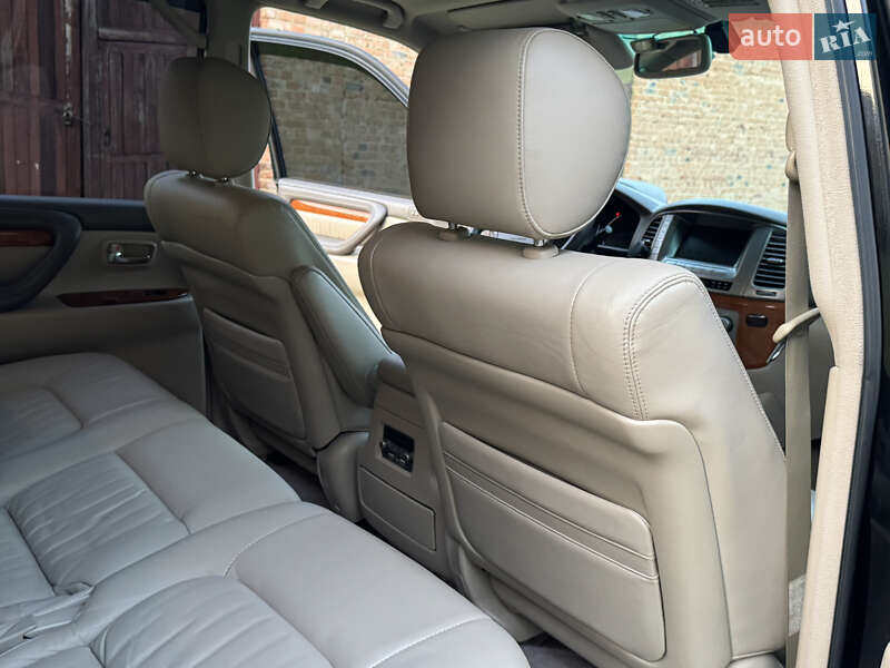 Внедорожник / Кроссовер Lexus LX 2006 в Тульчине