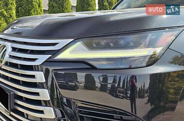 Внедорожник / Кроссовер Lexus LX 2023 в 