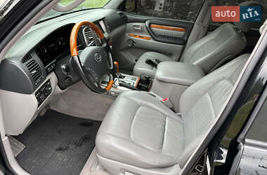 Внедорожник / Кроссовер Lexus LX 2007 в 