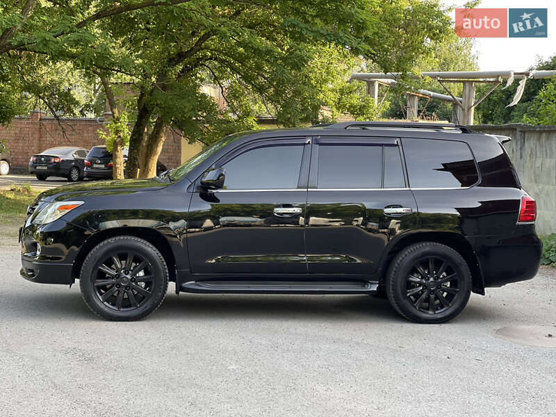 Позашляховик / Кросовер Lexus LX 2010 в Чернівцях фото 4 Позашляховик / Кросовер Lexus LX 2010 в Чернівцях