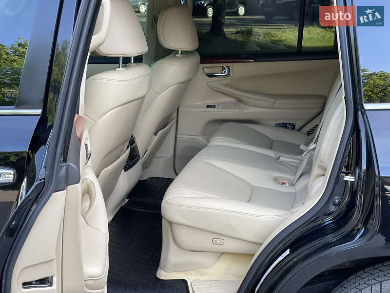 Позашляховик / Кросовер Lexus LX 2010 в Чернівцях фото 25 Позашляховик / Кросовер Lexus LX 2010 в Чернівцях