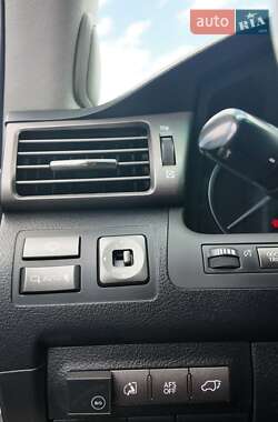 Позашляховик / Кросовер Lexus LX 2010 в 