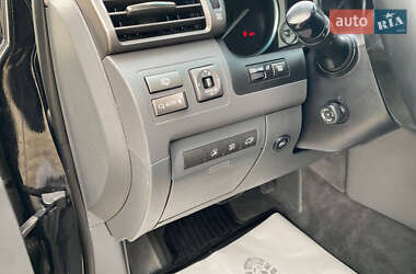 Внедорожник / Кроссовер Lexus LX 2010 в 