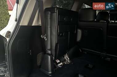 Внедорожник / Кроссовер Lexus LX 2010 в 