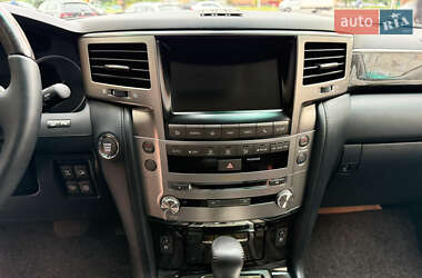 Внедорожник / Кроссовер Lexus LX 2012 в 