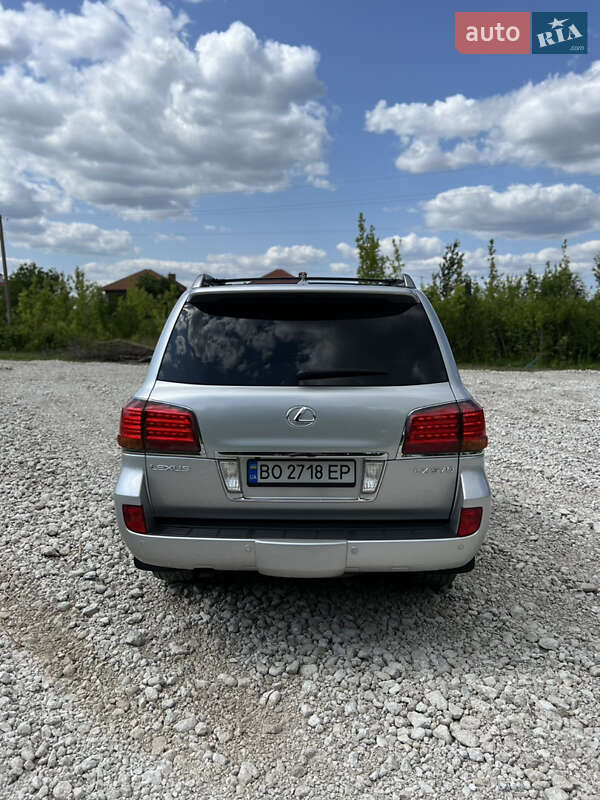 Внедорожник / Кроссовер Lexus LX 2010 в Тернополе