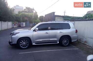 Внедорожник / Кроссовер Lexus LX 2008 в 
