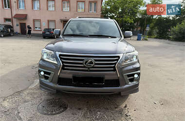 Внедорожник / Кроссовер Lexus LX 2013 в Ужгороде