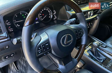 Позашляховик / Кросовер Lexus LX 2017 в 