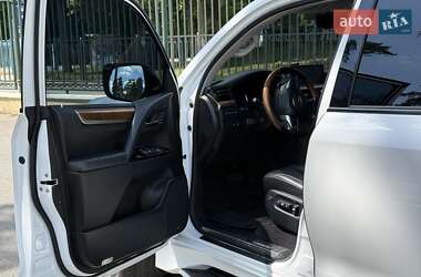 Внедорожник / Кроссовер Lexus LX 2015 в 