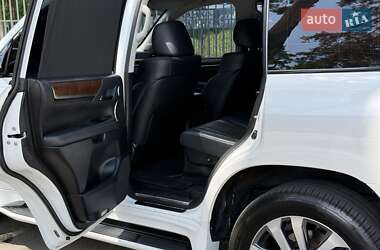 Внедорожник / Кроссовер Lexus LX 2015 в 
