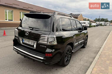 Внедорожник / Кроссовер Lexus LX 2015 в 