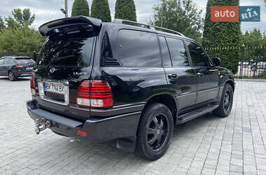 Внедорожник / Кроссовер Lexus LX 2004 в 