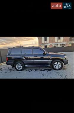 Внедорожник / Кроссовер Lexus LX 2005 в 