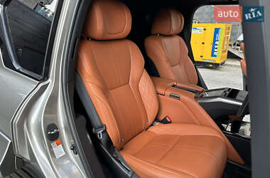 Внедорожник / Кроссовер Lexus LX 2022 в 