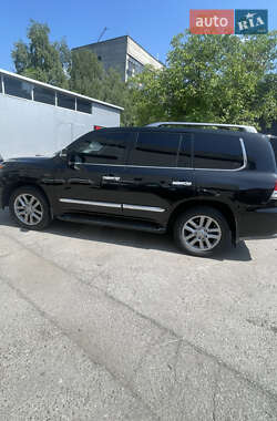 Внедорожник / Кроссовер Lexus LX 2013 в 