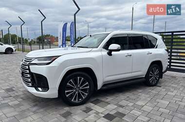 Внедорожник / Кроссовер Lexus LX 2022 в 