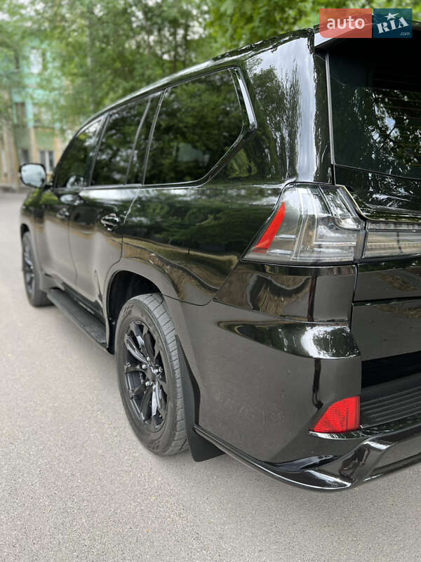 Внедорожник / Кроссовер Lexus LX 2020 в Днепре