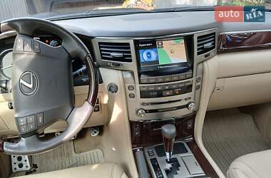 Внедорожник / Кроссовер Lexus LX 2013 в 